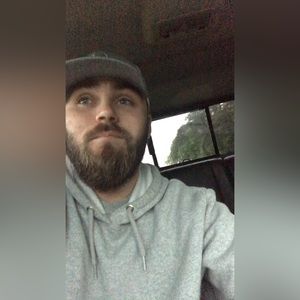 Meet your Posher, Hunter